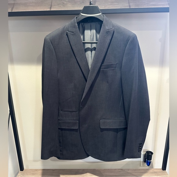 Men’s Slim J. Ferrar Suit Jacket and Pants - Picture 1 of 3